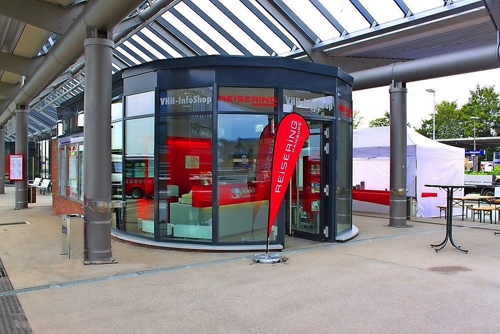 Reisering Hamburg Reisebüro am Busbahnhof – zentrale Anlaufstelle für Busreisen und Beratung