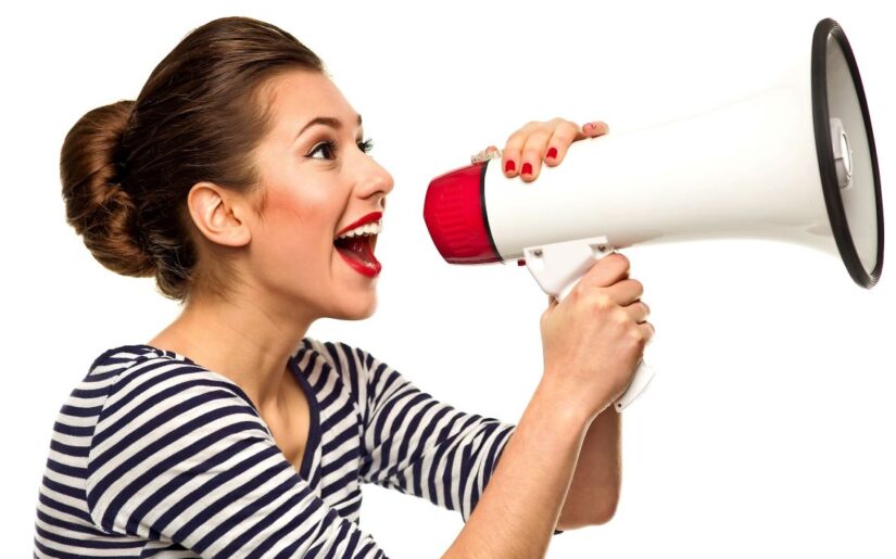 Neuigkeiten laut verkünden – mit dem Reisering-Newsletter keine Busreise mit Rollator verpassen.