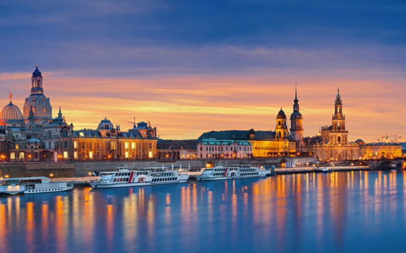 Dresden im Advent: Barock, Elbe und Lichterglanz – erleben Sie Weihnachtszauber auf unseren festlichen Adventsreisen.