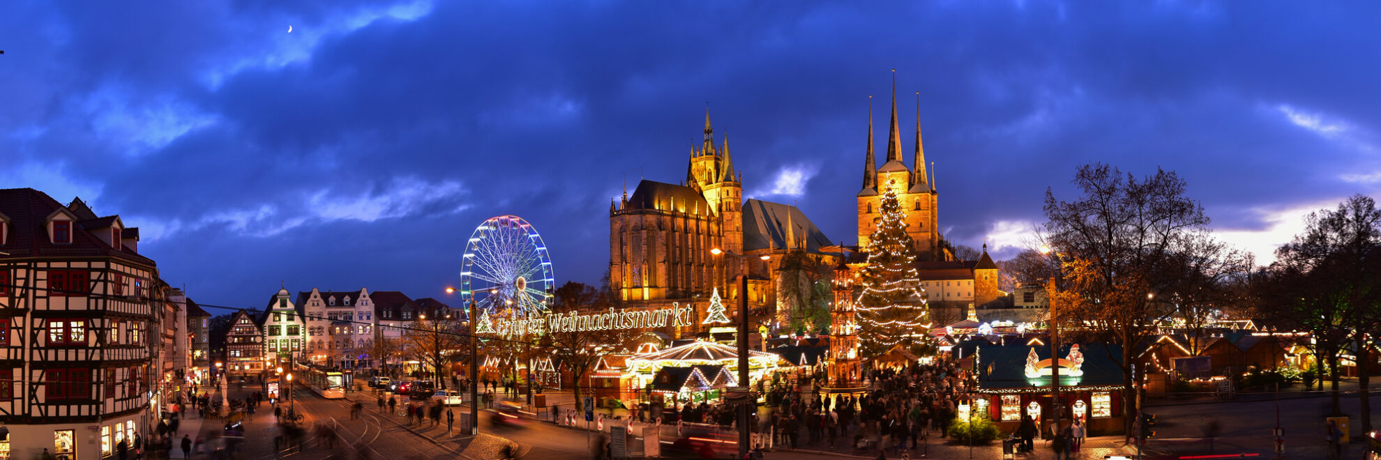 Erfurter Weihnachtsmarkt vor Dom & Severikirche – festliche Lichter, Riesenrad & Weihnachtsstimmung.