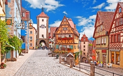 <p><span>Rothenburg </span></p>