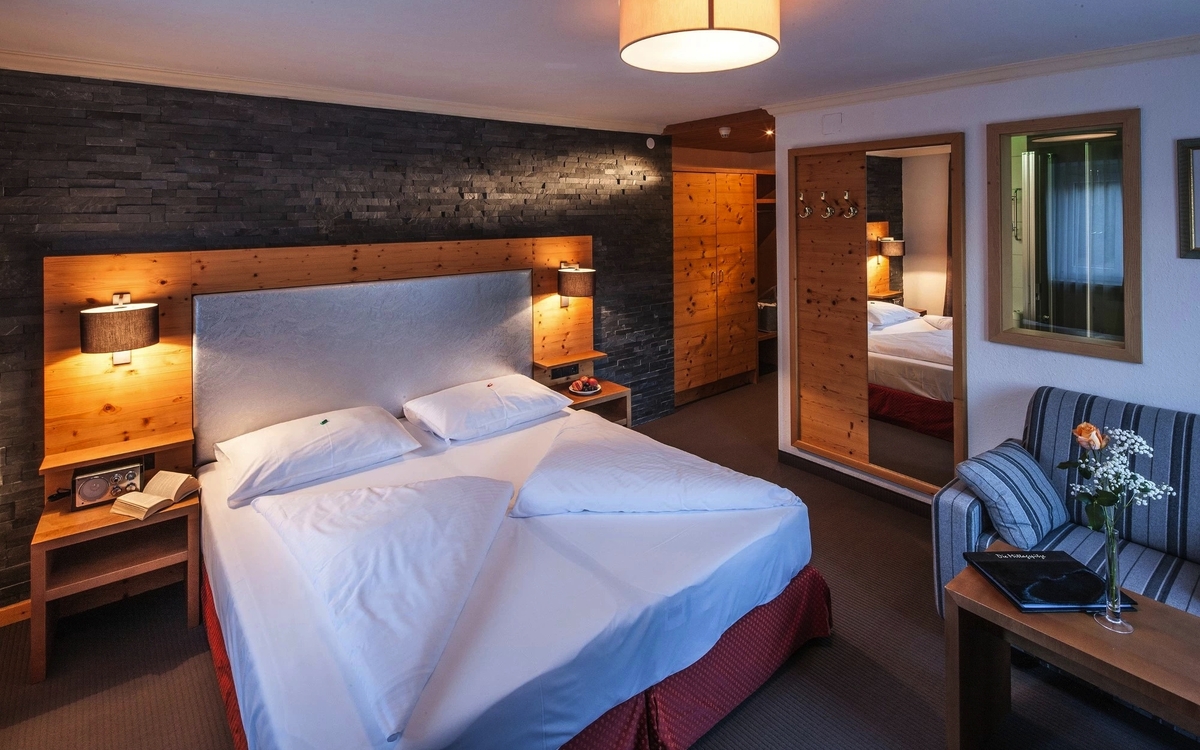 Zimmerbeispiel © Alpenhotel Mittagspitze