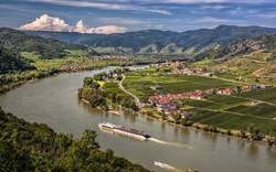 <p><span>Wachau</span></p>