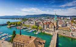 Zürich mit dem Fluss Limmat