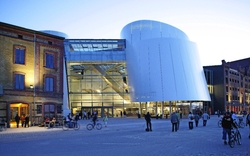 <p><span>Ozeaneum in Stralsund</span></p>