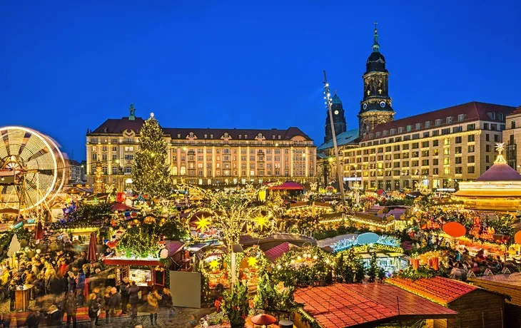 Dresden und der Striezelmarkt W27