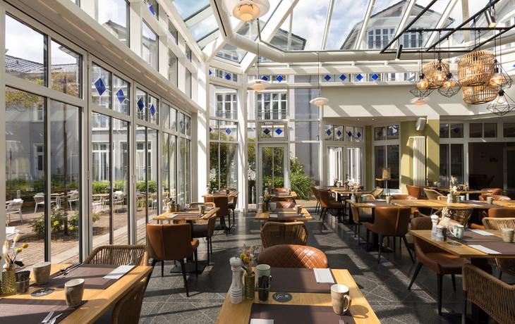 Vju Hotel Rügen - Restaurant Strandläufer Wintergarten 